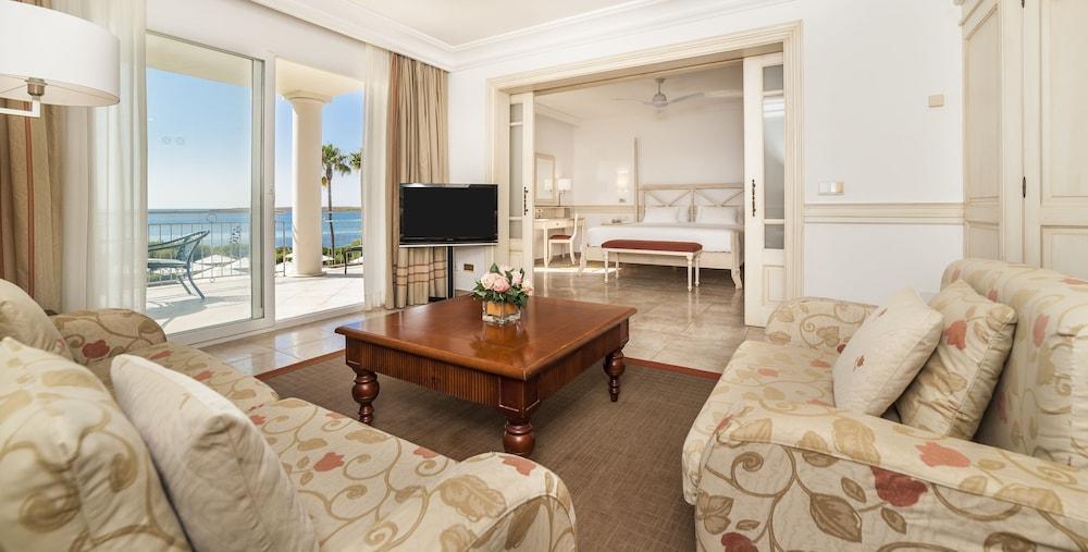 Insotel Punta Prima Prestige Suites&spa Aparthotel 5*